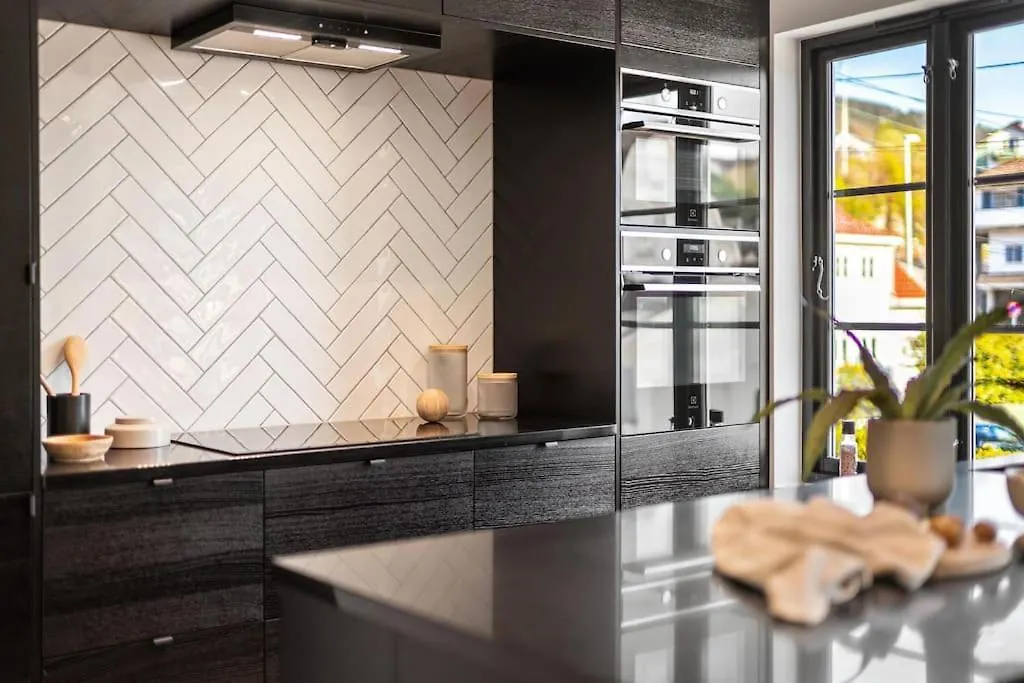 Ferienwohnung Moderne Bergenshus Med Privat Hage Og Parkering Norwegen